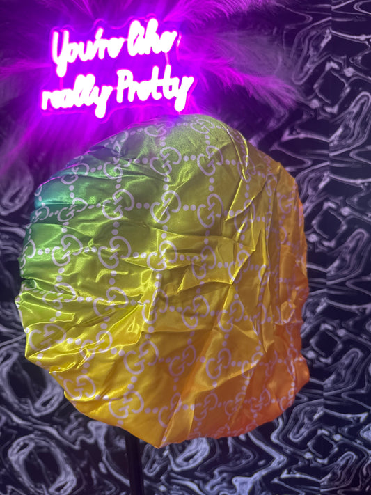 GG multi color bonnet