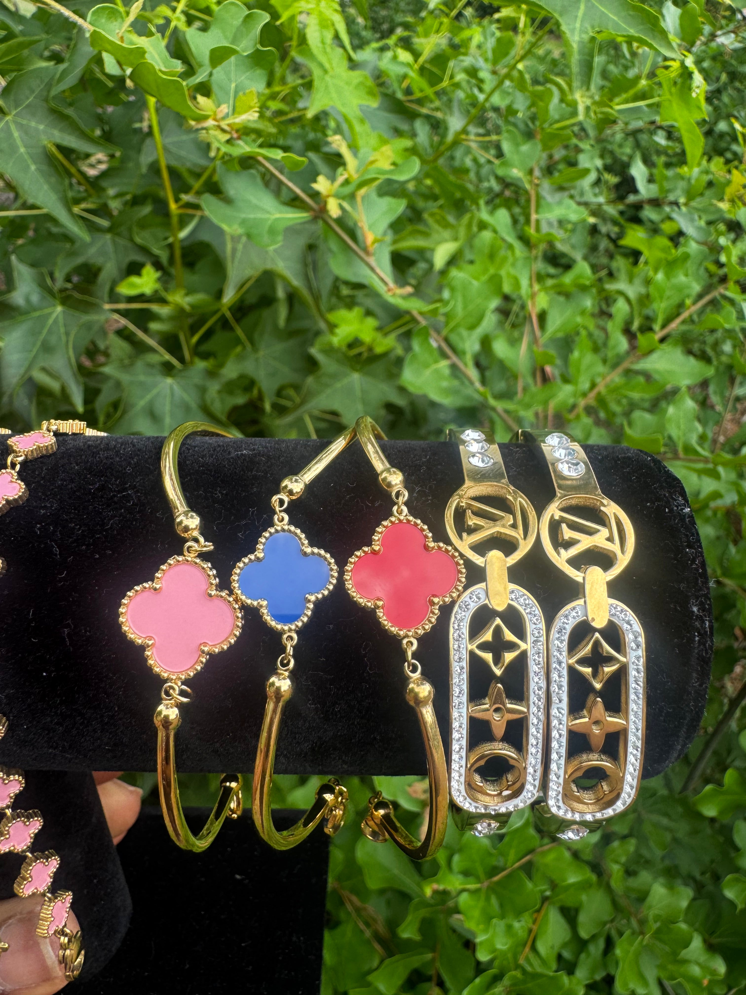 GOLD LV clamp bracelet